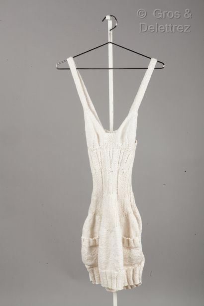 Samy CHALON Lot composed of two dresses in white fancy knit, one straight, the other...