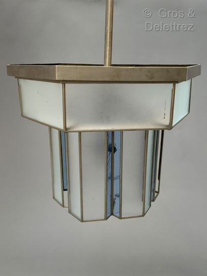 TRAVAIL FRANÇAIS 1930 Lustre cage moderniste en métal nickelé et verre

H : 102 Diam...