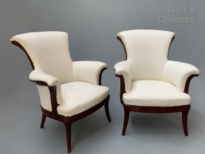 EUGENE GAILLARD (1862-1933) Rare pair of stained mahogany armchairs with straight...