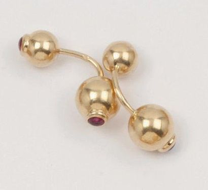 null Paire de boutons de manchettes «Boule» en or jaune. Poids 6 g.