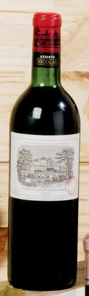 null 1 Bouteille CH. LAFITE-ROTHSCHILD? 1° cru Pauillac 1966 (TLB)