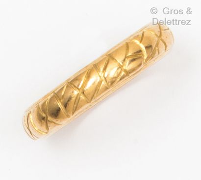 null Important wedding ring in yellow gold. Finger size : 67. D. 8,3g.