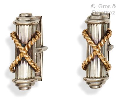 null TIFFANY & CO - Pair of silver and yellow gold cufflinks, decorated with fluted...