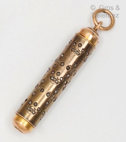 14K yellow gold mechanical pencil with chased...