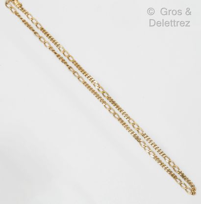 null Necklace " Gourmette " in yellow gold. Length : 58 cm. D. 33,5g.