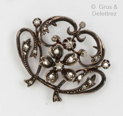 Yellow gold and silver brooch set with rose-cut...