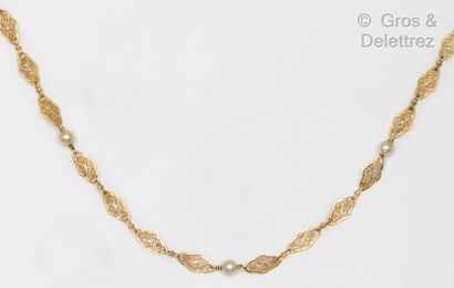 Yellow gold necklace, composed of filigree...