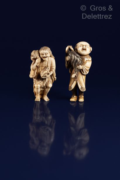 null Japon, fin XIXe siècle. 	

Netsuke en ivoire représentant un Gama-sennin riant,...