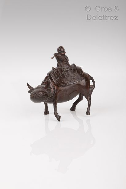 null Chine, XVIII-XIXe siècle

Brûle parfum en bronze, reprenant la forme d'un buffle,...