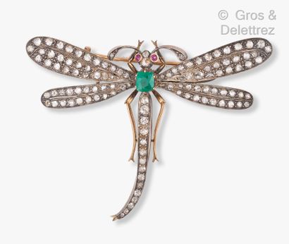 null Yellow gold and silver "Dragonfly" brooch, the body entirely set with rose-cut...