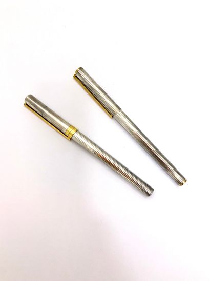 DUPONT - Lot de deux stylos bille en acier...