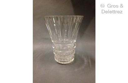 null Vase en cristal Saint-Louis (rayé)