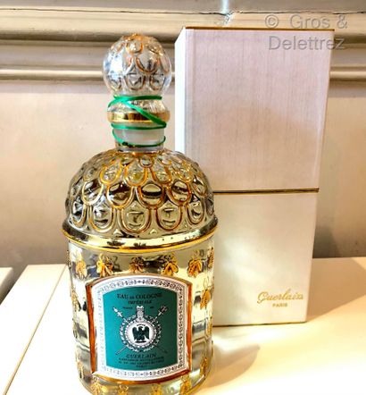  Guerlain. Imperial eau de Cologne bottle with scales and bees decoration enhanced...