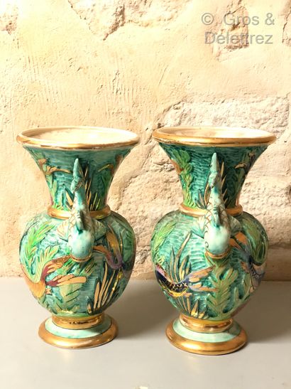 null LAMARCHE

Pair of ceramic vases decorated in light relief with fish with seaweed...