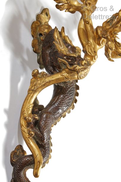 Edouard LIEVRE, attribué à Paire d’appliques en bronze à patine dorée et brune à...