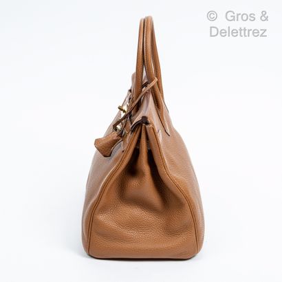 HERMÈS Paris made in France Year 2005

Birkin" bag 35 cm in camel Togo calfskin with...