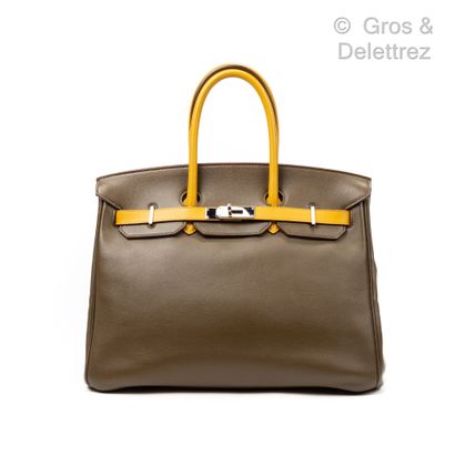 HERMÈS Paris made in France Year 2009

Birkin" bag 35 cm in two-tone olive green...