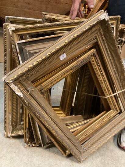 Lot of ten wood and gilded stucco frames....