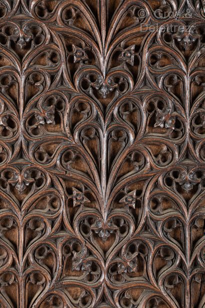 null Large monoxyle panel, walnut door element carved with fillings, speckles and...