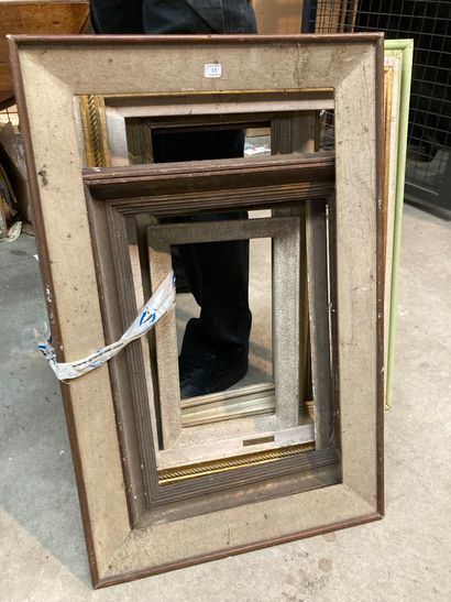 Lot of nine wooden frames

20th century

As...