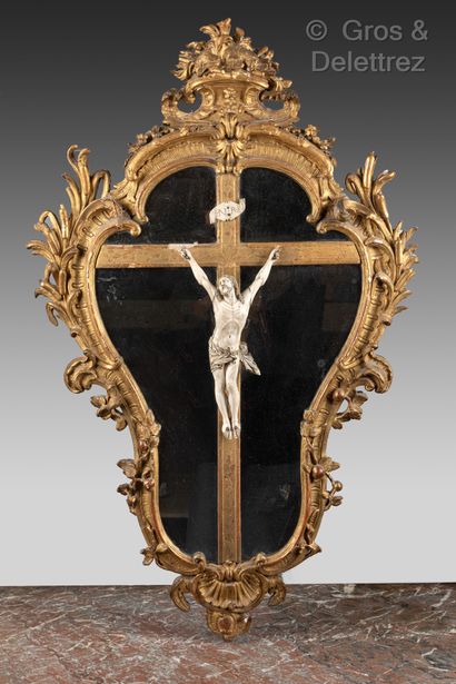 Christ en ivoire sculpté

Haut. 33 cm

Sur...