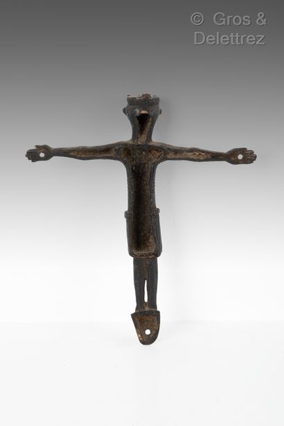 null Bronze Christ, triangular head framed by a collar beard, submammary ribs, perizonium...