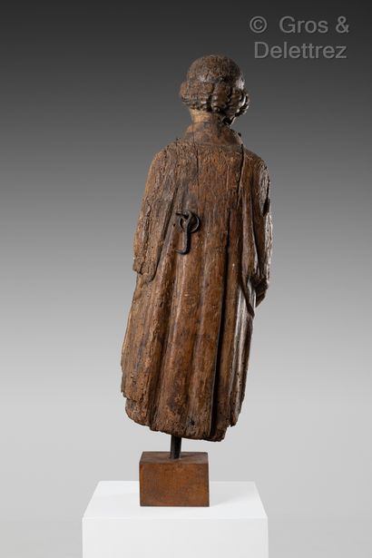 null Saint personnage en bois sculpté en ronde-bosse.

Fin du XVe siècle

Hauteur...