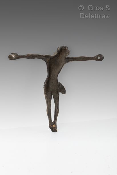 null Hollow-cast bronze Christ mort, head crowned with a crown of thorns, perizonium...