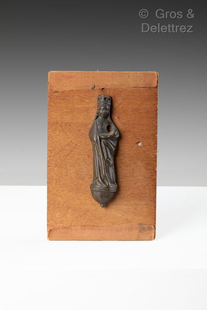 Vierge couronnée en bronze, fonte creuse,...