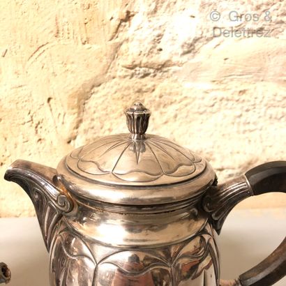 null Service thé/ café en métal argenté d'une théière, d'une cafetière, un sucrier...