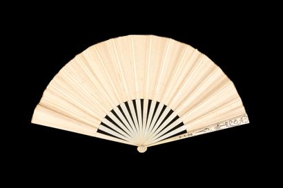  Souvenir d'un mariage, Europe, 1911 Folded fan, made to order, the skin sheet, mounted...