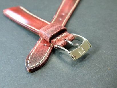 null ZENITH DEFY 1

bracelet cuir avec boucle Zenith

Taille-Size: 15mm

boucle-buckle:...