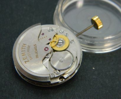 null ZENITH 

Calibre 2522P 

mouvement automatique complet 

28 Jewels 

N°: 5103044...