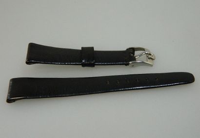 null Bracelet OMEGA

bracelet cuir ancien avec boucle acier soleil



taille: 16mm...