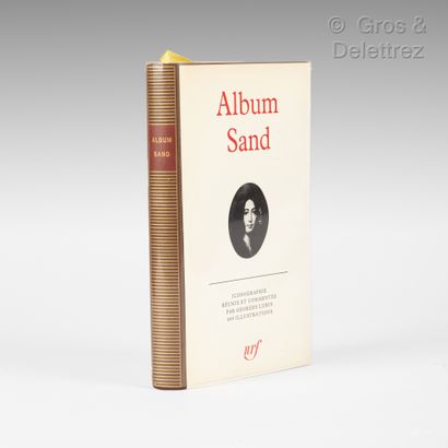 null NRF Gallimard, Album Sand