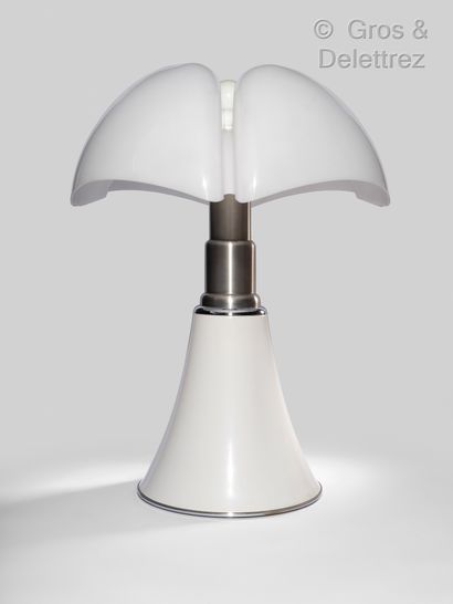 Gae AULENTI for Martinelli Luce 
Large lamp...