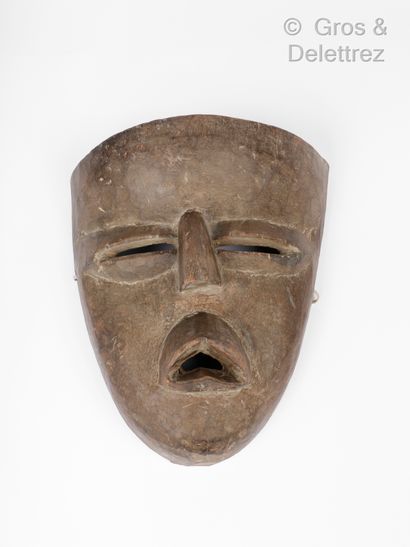 null Upper Volta (Burkina Fasso) 

Bobo or BWA mask, in carved and patinated wood.

Height...