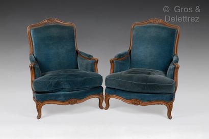 null Large three-seater sofa and two bergères in natural wood molded and carved with...
