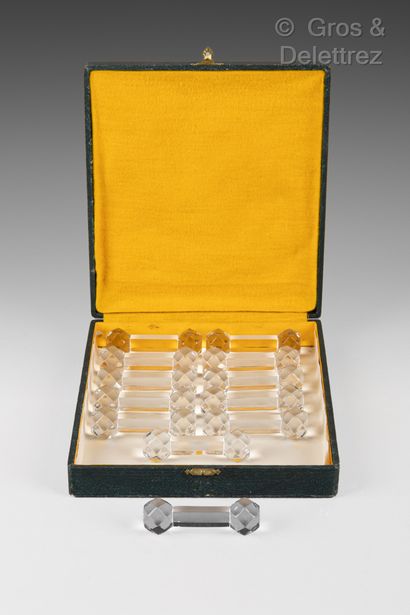 null Baccarat. Suite of twelve knife holders in crital with faceted ends. Wear and...