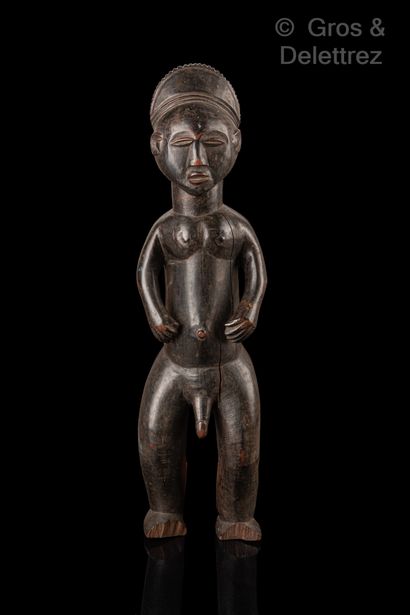 null Côte d'Ivoire Male statue of the Dan people Wood H. 60.5 cm Provenance: Collected...