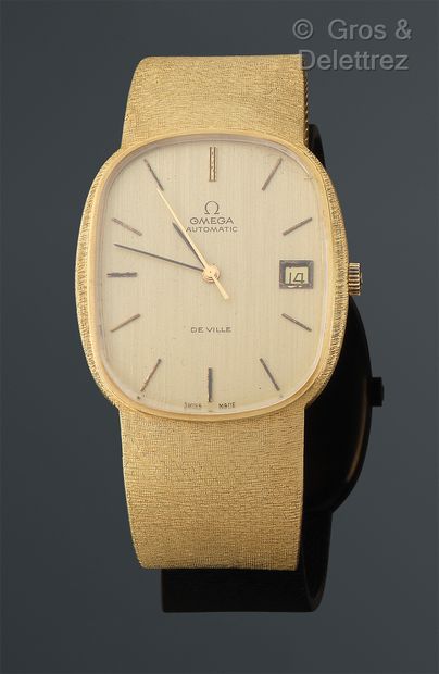 OMEGA De Ville - Yellow gold watch bracelet, tonneau case (33 mm), gold dial, automatic...