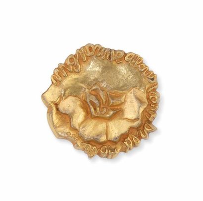 LINE VAUTRIN (1913-1997) Brooch " Mignonne allons voir si la rose", in gilded bronze...