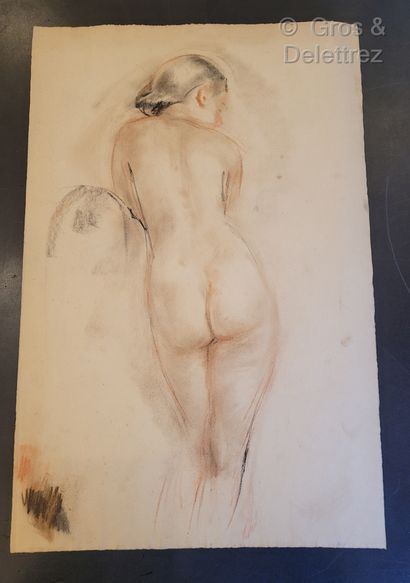 null Eugène NIKOLSKY (XIXe/XXe siècle)

Deux études de femmes nues assises de dos

Sanguine...