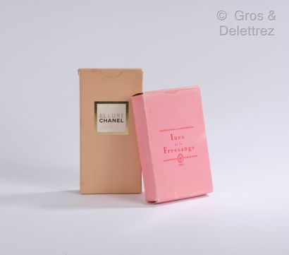CHANEL Allure, INES DE LA FRESSANGE 
Lot composé d’un jeu de cartes de parfum «Allure»...