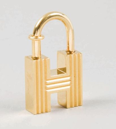 HERMES Paris made in France Porte clefs en métal doré figurant un "H" titré H 20...
