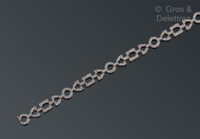 null Bracelet souple en or gris (14K), composé de motifs géométriques sertis de diamants...