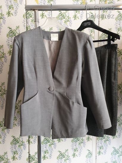 null Emmanuelle KHANH Set composed of a jacket in mohair and gray wool, V-neck, single...