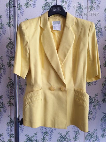 null Emmanuelle KHANH Yellow ribbed cotton jacket, short sleeves, notched shawl collar,...