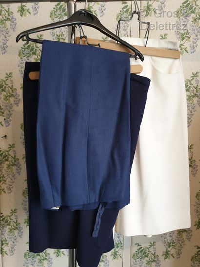 null LANVIN, Christian DIOR, CHANEL Creation Lot composed of a navy pants, a navy...