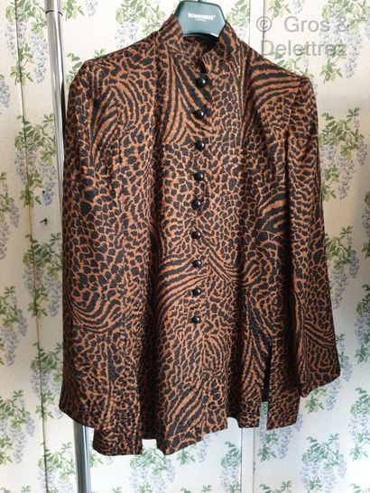 null Yves Saint Laurent Variation Printed silk blouse jacket with stylized panther...